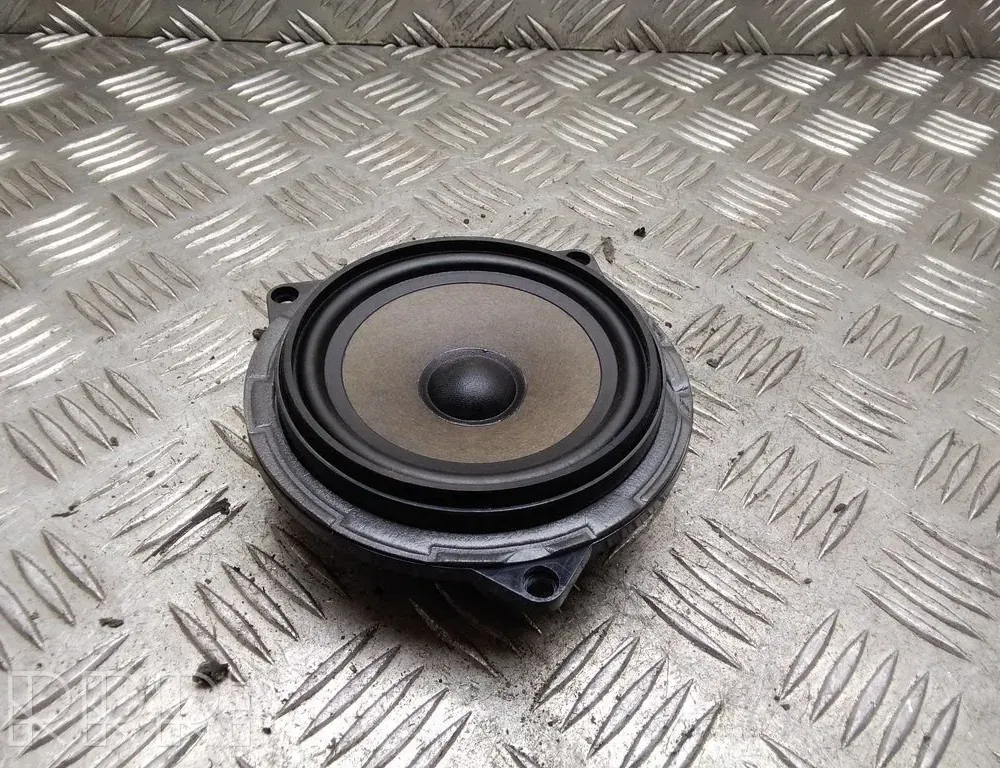 BMW 1 Series E81/E82/E87/E88 (2004-2013) Pravý predný dverový reproduktor 914323201,6513914323201 13870394