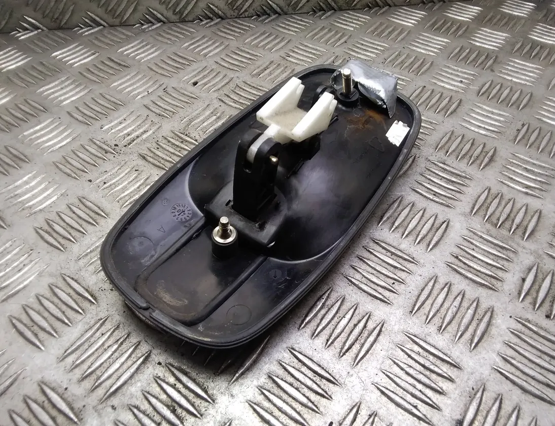 RENAULT Trafic 2 generation (2001-2015) Рукоятка задней двери 8200170625,91168527 17377377