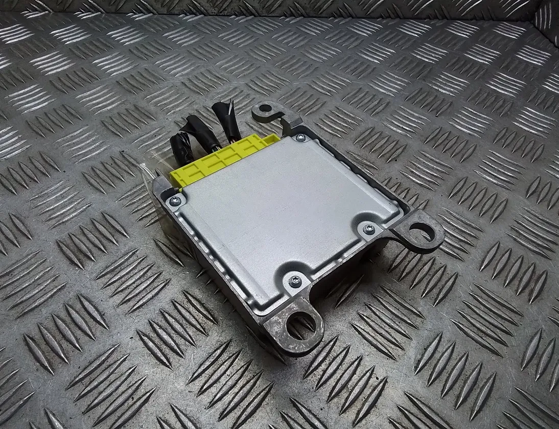 TOYOTA Avensis 2 generation (2002-2009) SRS riadiaca jednotka 8917005220,215955102 20397752