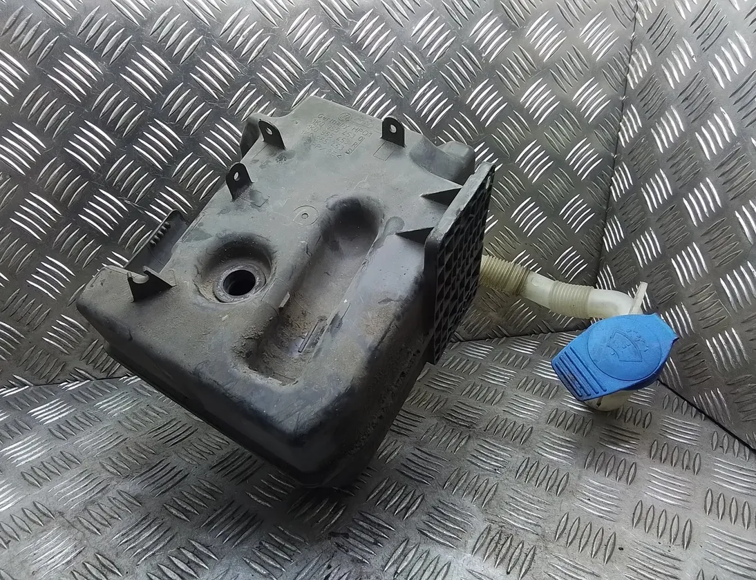 SKODA Octavia 2 generation (2004-2013) Window Washer Tank 1k0955453q,1k0955453r,1k0955453s,1k0955453 27033350