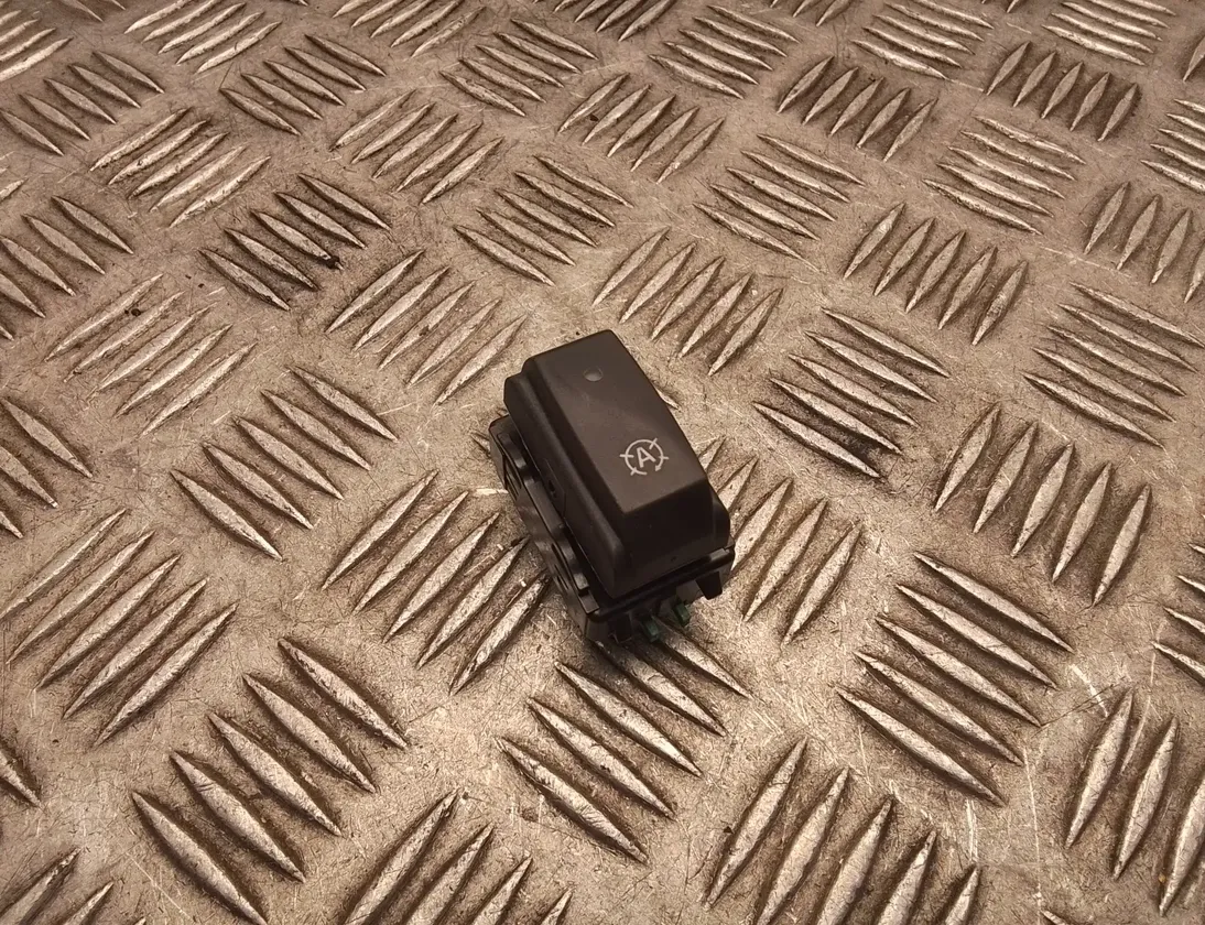 OPEL Vivaro B (2014-2019) Кнопка зажигания 251534917r 33547514