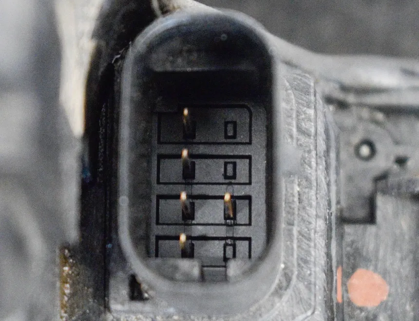 BMW 5 Series G30/G31 (2016-2023) Zámok ľavých zadných dverí 7477697 10003758