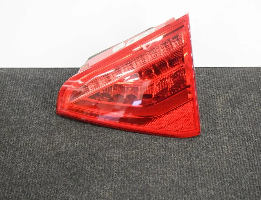 AUDI A5 8T (2007-2016) Right Side Tailgate Taillight 8T0945094C 10692183