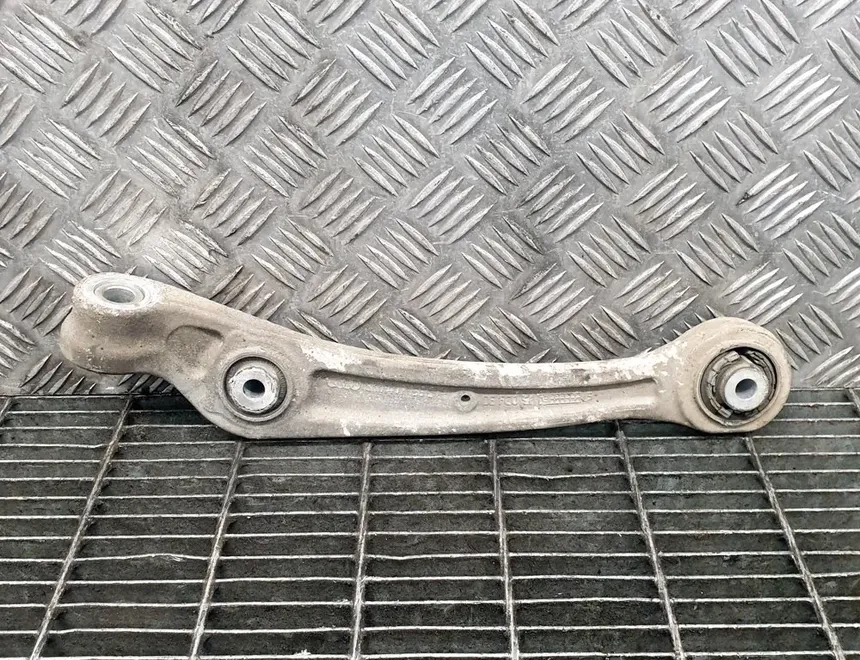 AUDI Q5 8R (2008-2017) Pravé predné dolné rameno 8K0407156C 10834488