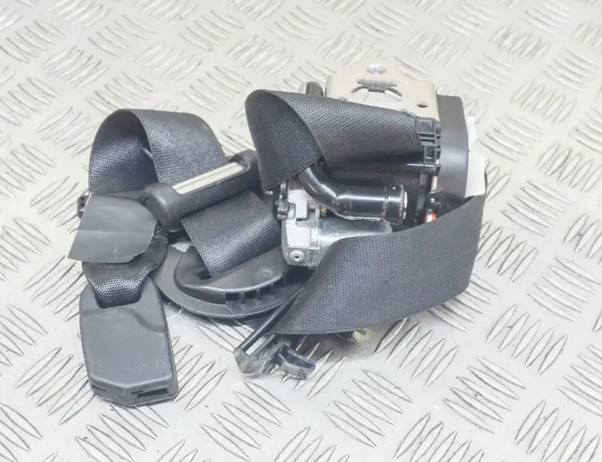 MASERATI Ghibli 3 generation (2013-2024) Front Right Seatbelt 627067200,6700174260 12441820
