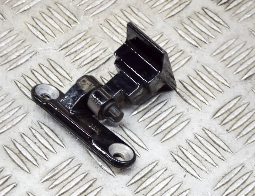 BMW 5 Series F10/F11 (2009-2017) Rear Left Door Hinge 7185633 13775645