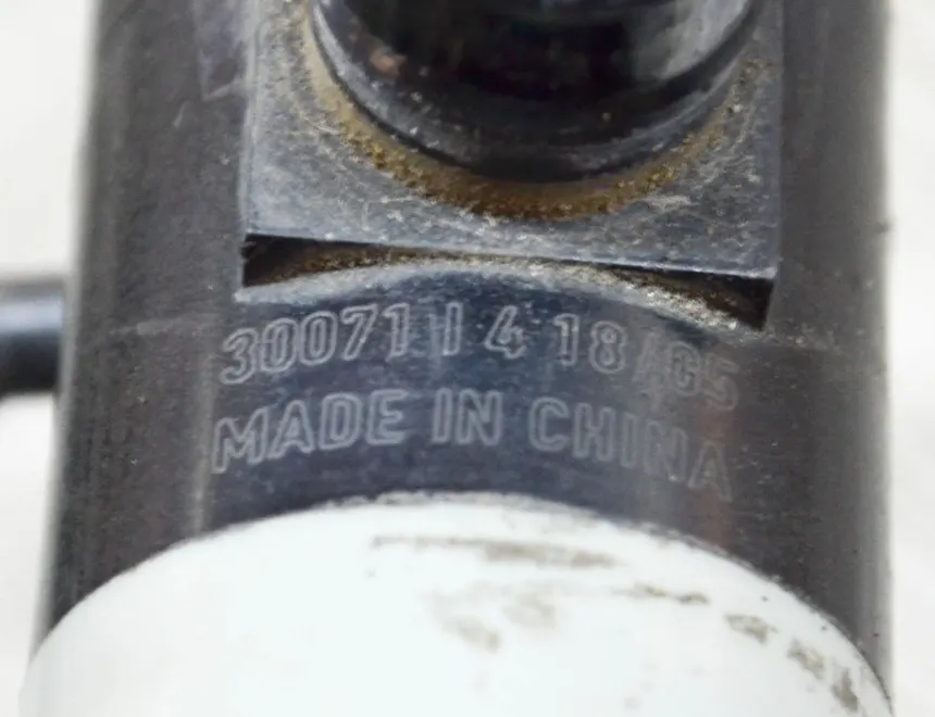 LAND ROVER Range Rover 3 generation (2002-2012) Motor nádrže na umývanie 300711418 14526201