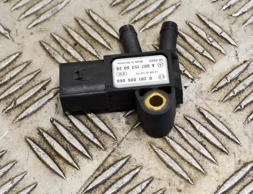 MERCEDES-BENZ A-Class W176 (2012-2018) Датчик давления DPF A0071536028,0281006066 14799341