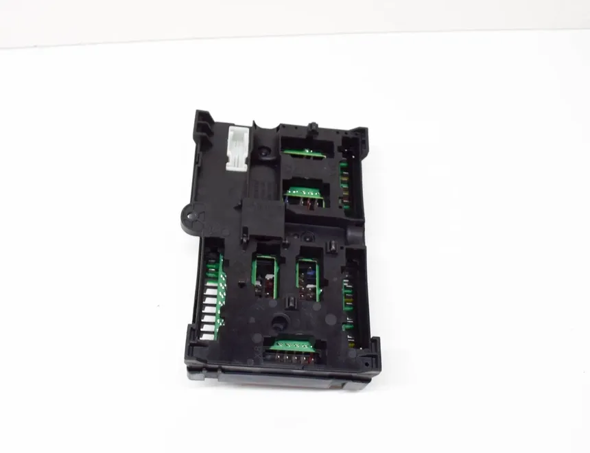 BMW 5 Series G30/G31 (2016-2023) Блок предохранителей 6992958,6837091,55892110,P00127005-AP 15316222