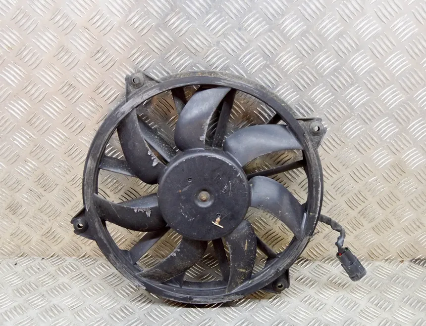 PEUGEOT 3008 1 generation (2010-2016) Вентилятор диффузора 9661571480,FS1572,988495H,GMV140CEM00,FC1049874716T 17255167
