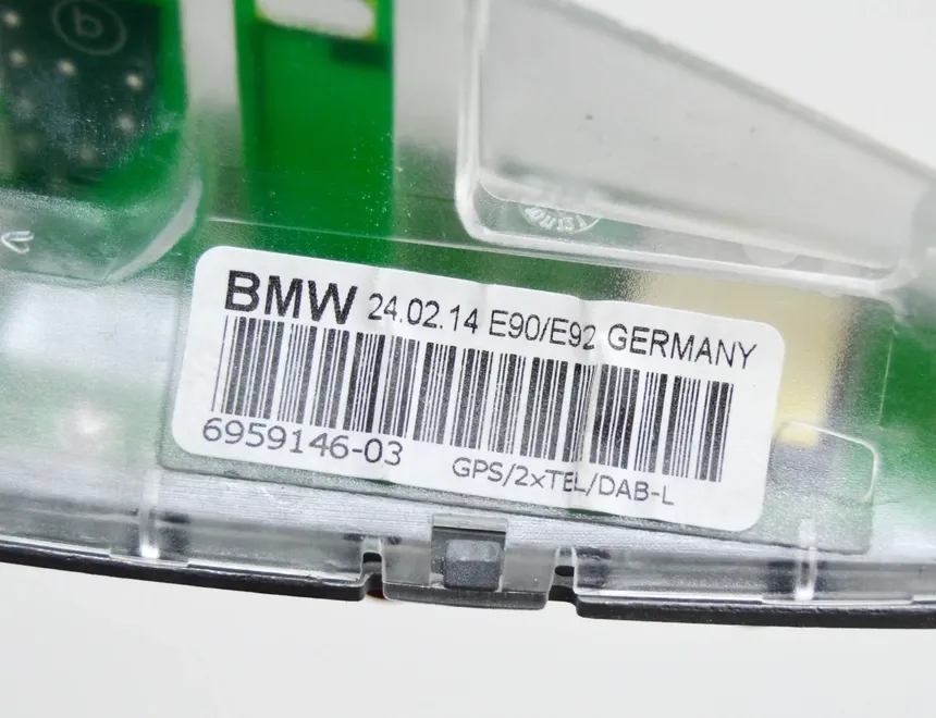 BMW 3 Series F30/F31 (2011-2020) Антенна 1682707,6959146,30000986BF,9253662 17601637