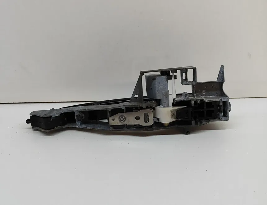 PEUGEOT 5008 1 generation (2009-2016) Наружная ручка передней правой двери 9684559980 21734839