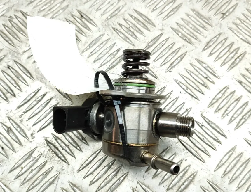 VOLKSWAGEN T-Roc 1 generation (2017-2024) High Pressure Fuel Pump 05E127027L 23534504