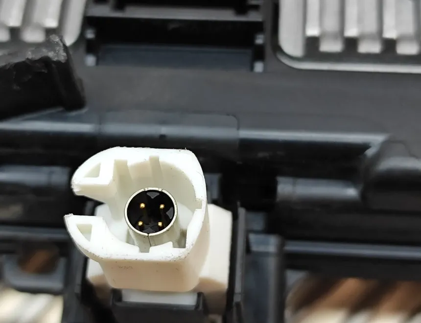 BMW 6 Series G32 (2017-2024) Беспроводная зарядная станция 83145006,2727443,6801509 23619297