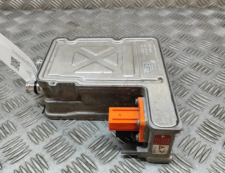 SKODA Enyaq 1 generation (2020-2023) Battery cooling radiator (cooler) 1EE963231 25980059