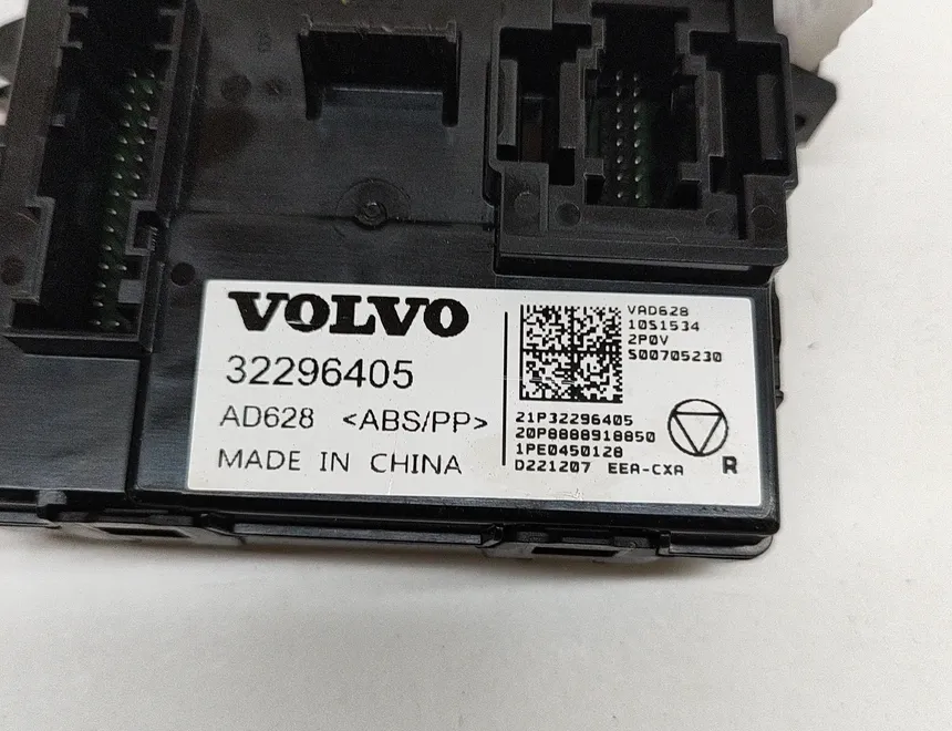 VOLVO XC40 1 generation (2017-2024) Other Control Units 32296405 26246237