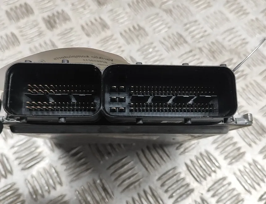 AUDI A6 C6/4F (2004-2011) Engine Control Unit ECU 4F0907552A,5WP46025,4F2910552B 26659013