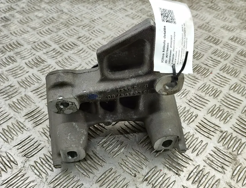 PEUGEOT 2008 2 generation (2019-2023) Кронштейн двигателя правой стороны 9826364780 27794965