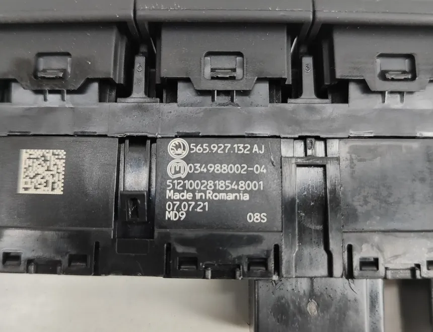 SKODA Karoq 1 generation (2017-2024) Switches 565927132AJ 27915696