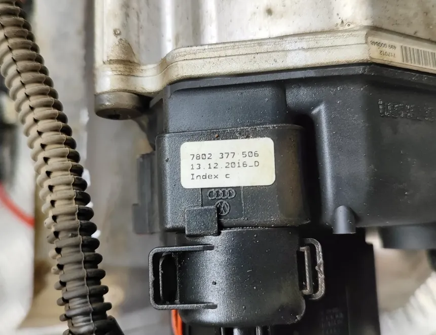 SKODA Yeti 1 generation (2009-2018) Рулевая Pейка 7817974155,7805501470,1K2971111BS,7802377506,1K2423051DD 27964888