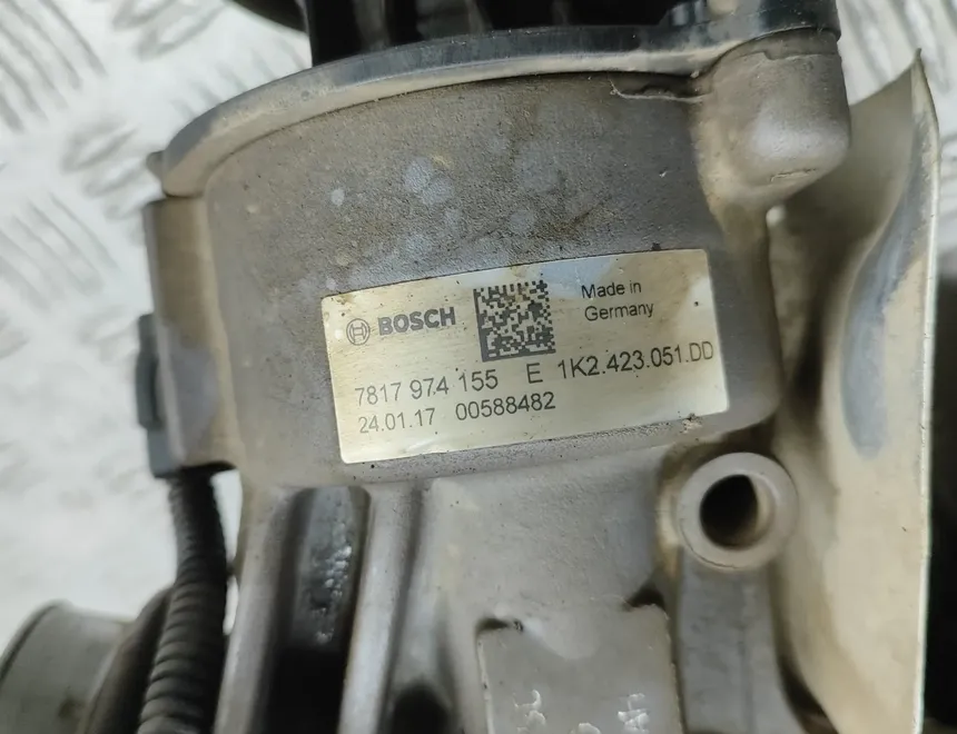 SKODA Yeti 1 generation (2009-2018) Рулевая Pейка 7817974155,7805501470,1K2971111BS,7802377506,1K2423051DD 27964888