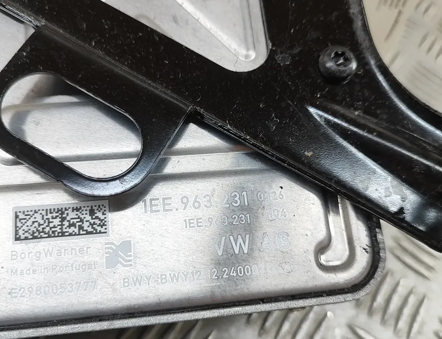 SKODA Enyaq 1 generation (2020-2023) Battery cooling radiator (cooler) 1EE963231 31639388