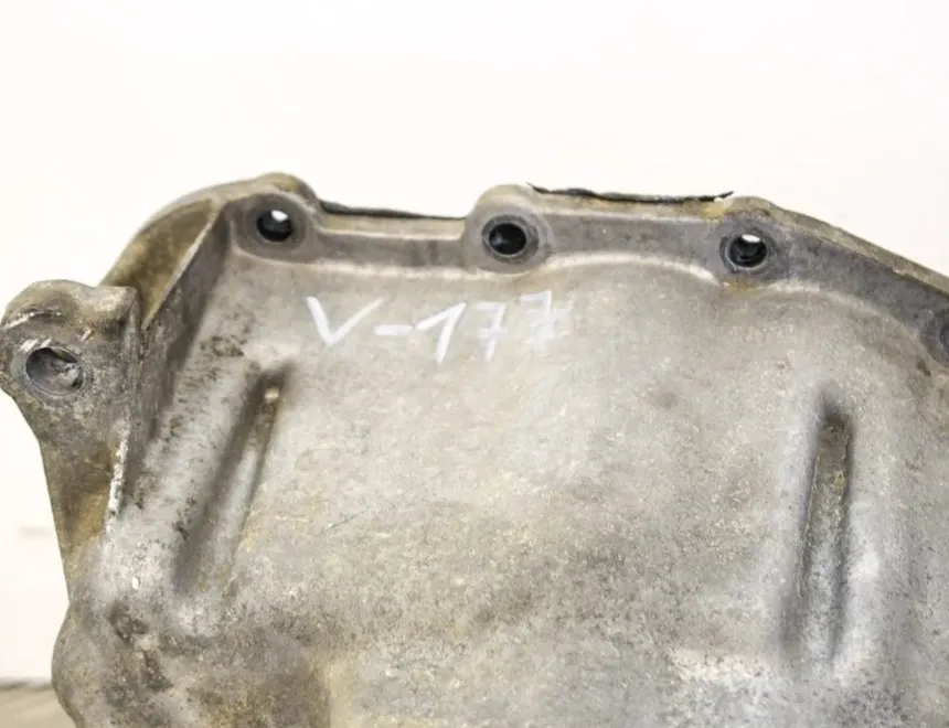 RENAULT Megane 2 generation (2002-2012) Kľuková skriňa 7700108299 3165002