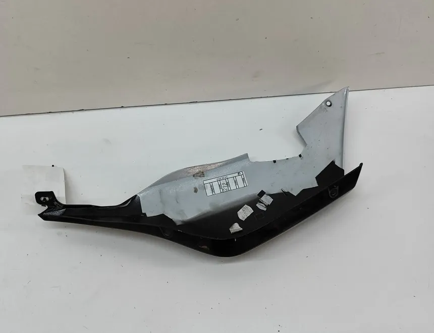 BMW K Кожух заднего правого обтекателя 8555518 31869292