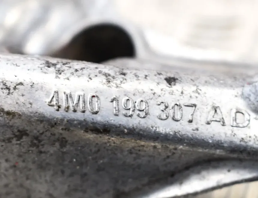 AUDI Q5 FY (2016-2024) Držiak motora na ľavej strane 4M0199307AD 3232189