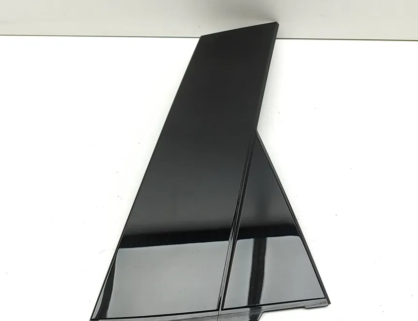 MAZDA CX-5 Pravé zadné dvere vertikálne lemy KB8A-50-M51 32793266