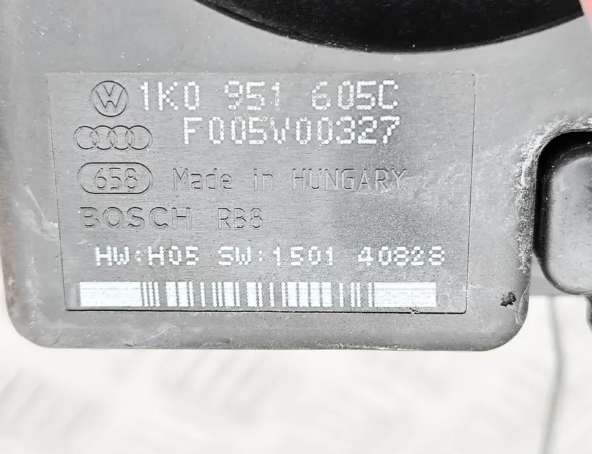 VOLKSWAGEN Jetta 6 generation (2010-2018) Sirena alarmu 1K0951605C,F005V00327 33344948