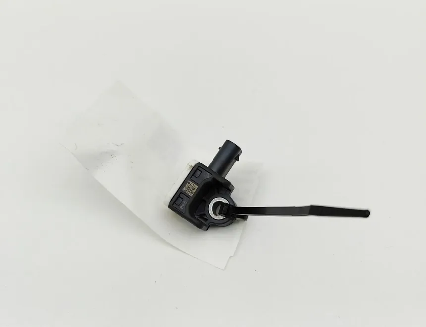 PORSCHE Macan 1 generation (2013-2023) Pravý predný senzor nárazu 2H0959351 33358445