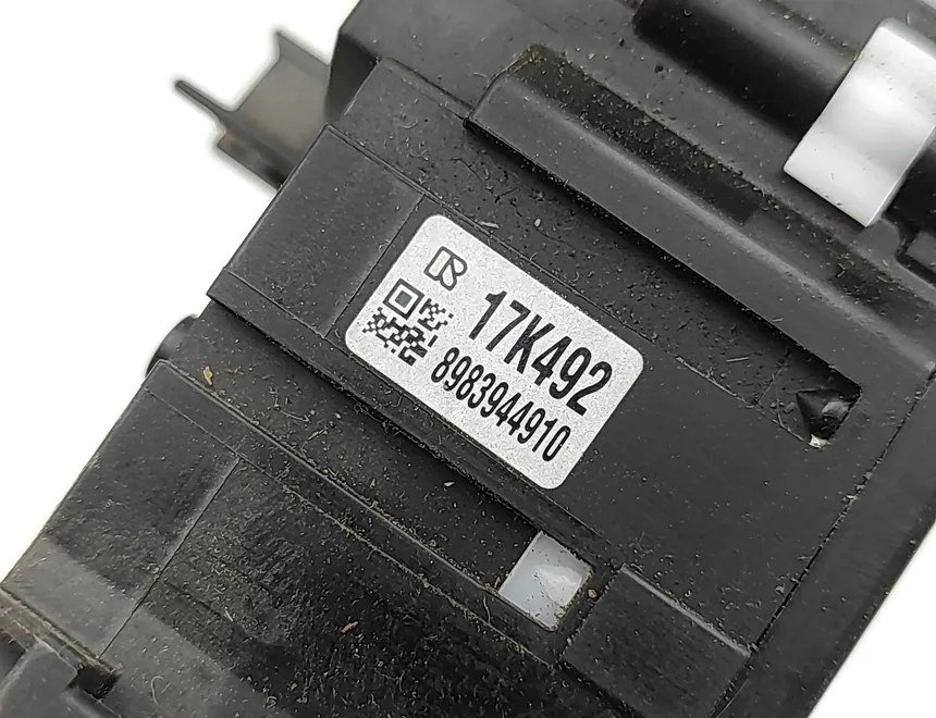 ISUZU D-Max 2 generation (2016-2024) Indicator Wiper Stalk Switch 8983944910 33362630