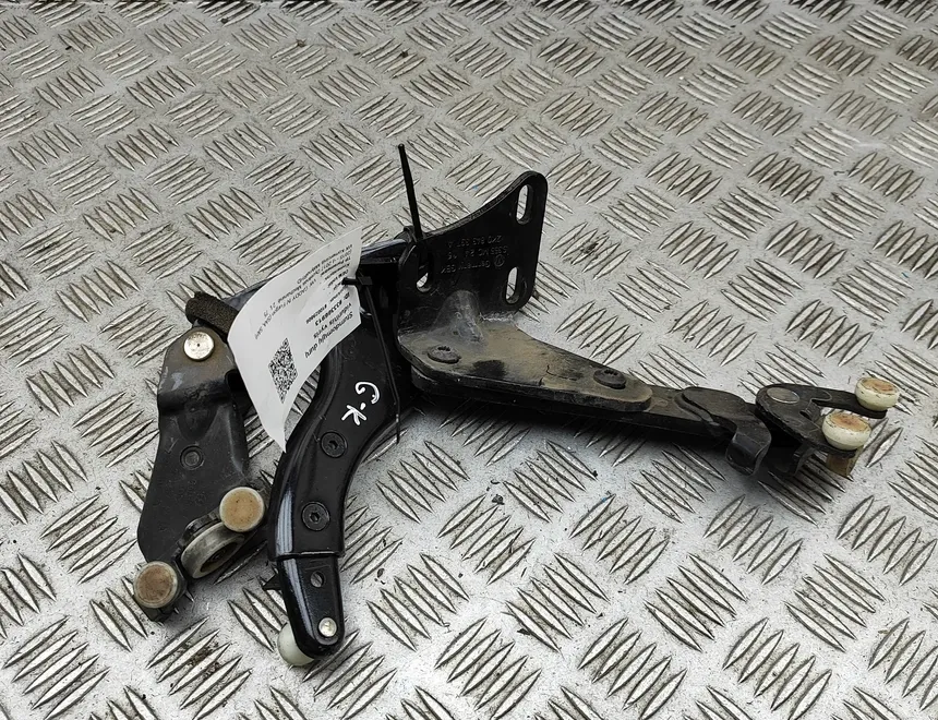 VOLKSWAGEN Caddy 4 generation (2015-2020) Posuvné dvere pant 2K0843397A,2K0843435B,2K0843335A 33366913