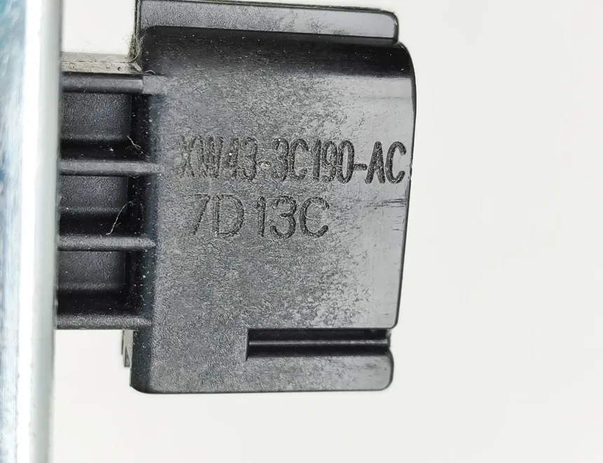 JAGUAR XK X150  (2005-2014) Active suspension control unit XW43-3C190-AC 33439296