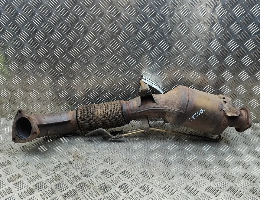 VOLVO V60 2 generation (2018-2023) Катализатор 32330747 33517592