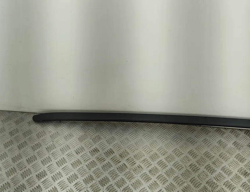 SKODA Enyaq 1 generation (2020-2023) Рейлинг крыши правый 5LG860026 33518617