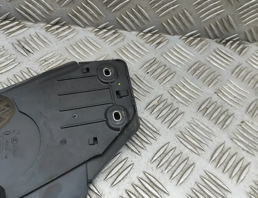 PORSCHE Taycan 1 generation (2019-2023) Боковая стойка левой стороны 9J0845031 33596872