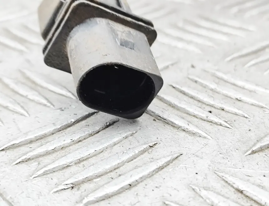 VOLKSWAGEN Passat B7 (2010-2015) Lambda kyslíkový senzor 03L906262B,0281004085 33599517