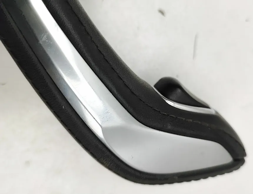 MASERATI Levante 1 generation (2016-2024) Кулиса 6701263180,06701263180 33626786