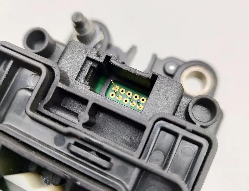 MASERATI Levante 1 generation (2016-2024) Кулиса 6701263180,06701263180 33626786