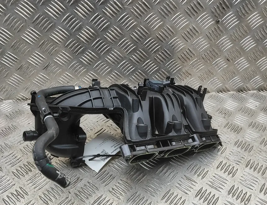 VOLKSWAGEN Golf 8 generation (2019-2023) Sacia potrubie 04E906051H,05C129709E 33731104