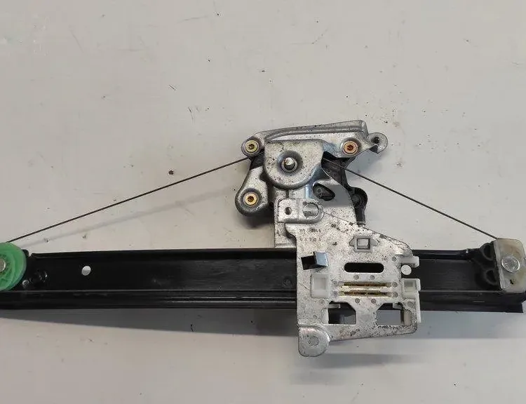 VOLVO V70 2 generation (2000-2008) Стеклоподъемник задней левой двери 119971,119970 17097495