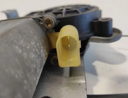 VOLVO S80 1 generation (1998-2006) Zdvíhač pravého zadného dverového okna 119971 17811109