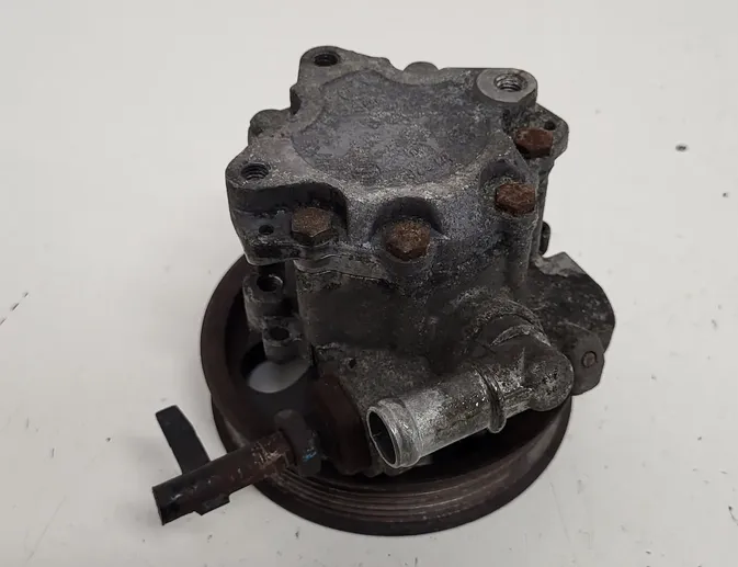 SAAB 95 1 generation (1959-1977) Power Steering Pump 32746698 33117879