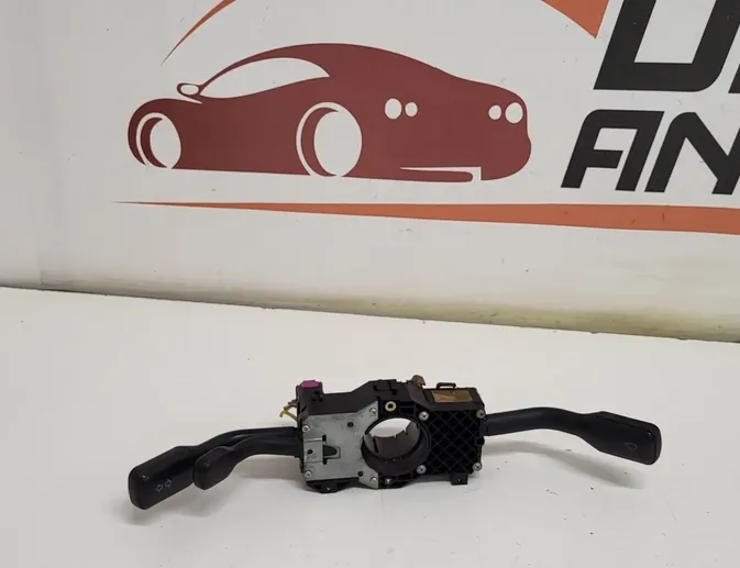 AUDI A6 C4/4A (1994-1997) КОМПЛЕКТ РУЧЕК 4D0953513 33572029