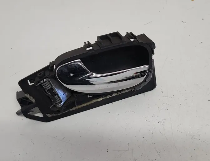 PEUGEOT 307 1 generation (2001-2008) Левая передняя внутренняя ручка открытия 9643604577 33591298