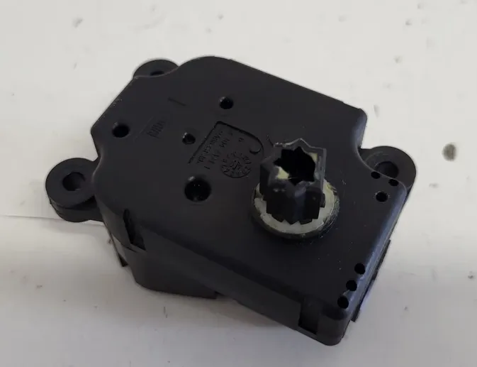 FORD C-Max 1 generation (2003-2010) Нагревательный вентиляторный моторчик салона 3M5H19E616AB 34218544