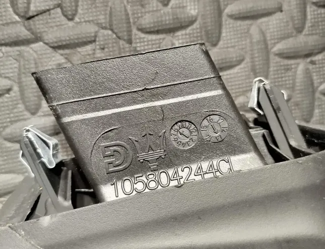 MASERATI Ghibli 3 generation (2013-2024) Панель передней левой двери 105804244cl,105804244 33365513