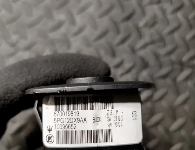 MASERATI Ghibli 3 generation (2013-2024) Vypínač ľavého okna predných dverí 670019819 33365648